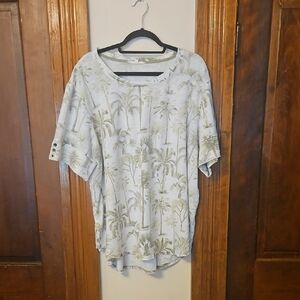 Jane and Delancey Green Tan Relaxed Blouse